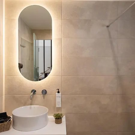 Minimalist 3* Ποτός