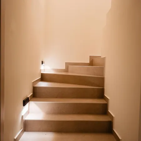 Minimalist 3* Ποτός