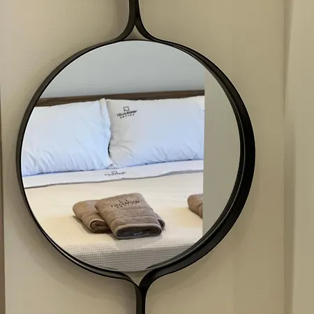 Minimalist Aparthotel